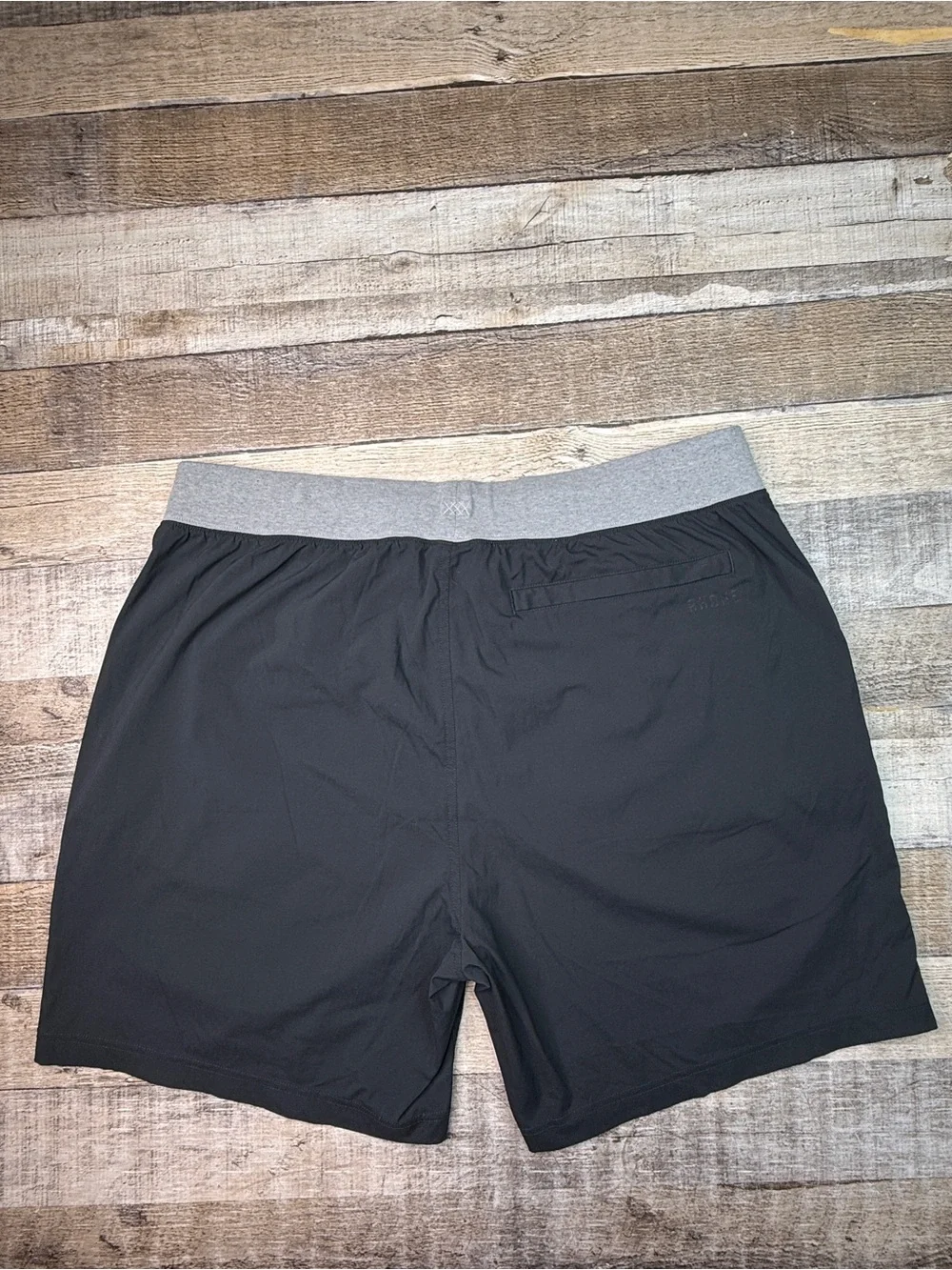 Rhone Bullit OG Men's XL Black Athletic Shorts with Gray Elastic Waistband 7”